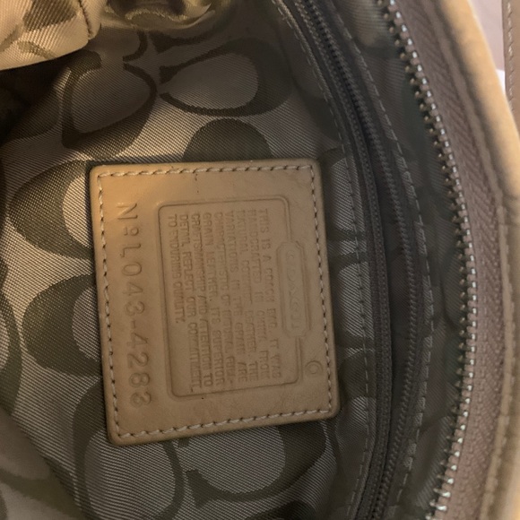 Tan Coach purse - Picture 6 of 6